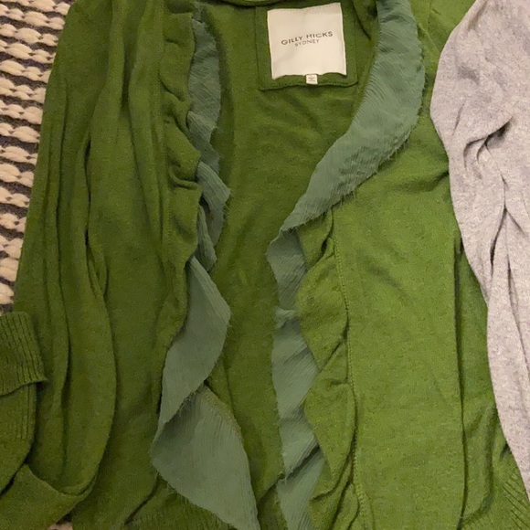 Pair of Gilly Hicks Sweaters - Picture 6 of 6